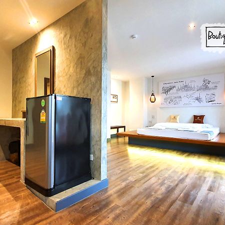 Boutique Poo-Yai Lee Hotel Bangkok Ngoại thất bức ảnh