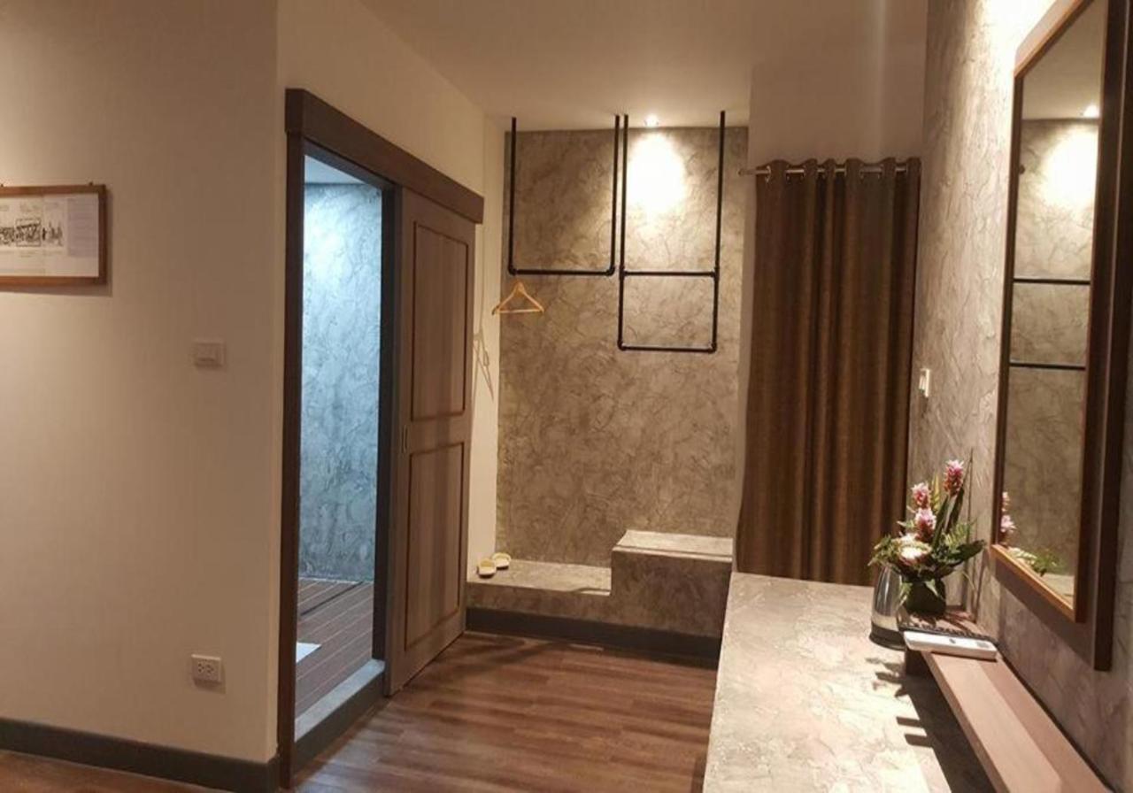 Boutique Poo-Yai Lee Hotel Bangkok Ngoại thất bức ảnh